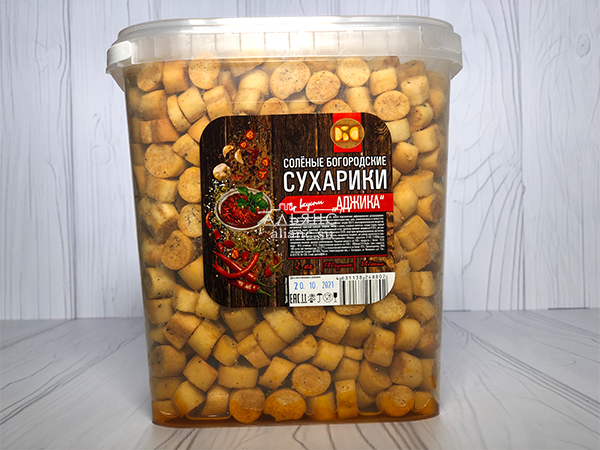 Сухарики с аджикой в Тюмени