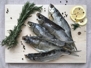 Лещ цимлянский вяленый: Вобла вяленая астраханская крупная